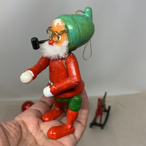 5 pc VINTAGE Christmas tree ornaments: Santa, rocking horse, and 3 round balls - Picture 15 of 17